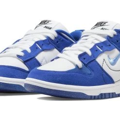 (WMNS) Nike Dunk Low Disrupt 2 'White Hyper Royal' DH4402-102 -Nike Shop 2 1352e8c7 60a6 4edb 97a3 5491a8e82cf4