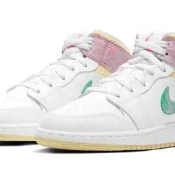 Nike (GS) Air Jordan 1 Mid SE 'Ice Cream' DD1666-100 8 Nike (GS) Air Jordan 1 Mid SE 'Ice Cream' DD1666-100 -Nike Shop 2 1aa4bd9c e870 47c4 8d11 6a16bbc047ef