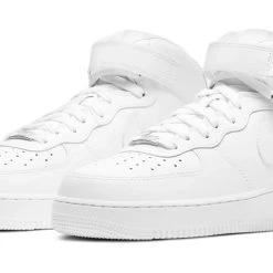 Nike Air Force 1 Mid '07 'Triple White' CW2289-111 8 Nike Air Force 1 Mid '07 'Triple White' CW2289-111 -Nike Shop 2 1b5ff280 9a0d 403b 857b 902d7b6189e2
