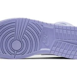 Nike (GS) Air Jordan 1 Mid 'Purple Pulse' 554725-500 6 Nike (GS) Air Jordan 1 Mid 'Purple Pulse' 554725-500 -Nike Shop 2 775d5987 eb5f 4ae8 adab e231980b17a1