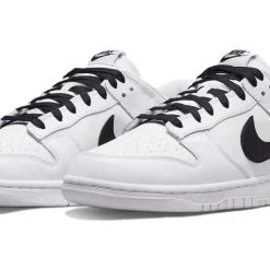 Nike Dunk Low 'Reverse Panda' DJ6188-101 8 Nike Dunk Low 'Reverse Panda' DJ6188-101 -Nike Shop 2 77c69025 ffd3 4be1 951d 65d684bc658e