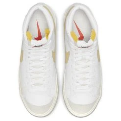 (WMNS) Nike Blazer '77 Vintage Mid 'Hyper Crimson' CZ1055-109 6 (WMNS) Nike Blazer '77 Vintage Mid 'Hyper Crimson' CZ1055-109 -Nike Shop 2 c20f8c38 3011 4968 8e31 3108c5a4244a