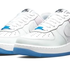 (WMNS) Nike Air Force 1 '07 LX 'UV Reactive' DA8301-100 10 (WMNS) Nike Air Force 1 '07 LX 'UV Reactive' DA8301-100 -Nike Shop 3 a5de7220 366a 44f0 92dd 1063905c8100
