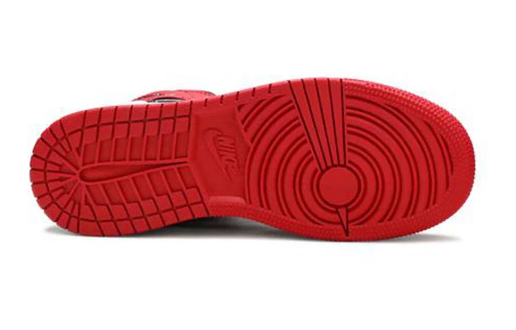 Nike (GS) Air Jordan 1 Mid 'Chicago' 554725-173 4 Nike (GS) Air Jordan 1 Mid 'Chicago' 554725-173 - Image 4