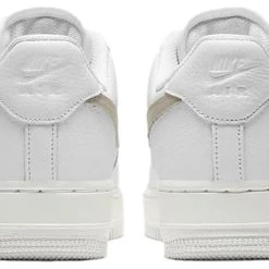 (WMNS) Nike Air Force 1 '07 'Light Bone' DC1162-100 -Nike Shop 4 30494056 60dc 4bf2 9669 1279ac30819b