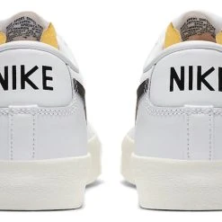 Nike Blazer Low '77 Vintage 'White Black' DA6364-101 9 Nike Blazer Low '77 Vintage 'White Black' DA6364-101 -Nike Shop 4 90ec3abe 12e2 43f0 b6cd 02c231ff02c7