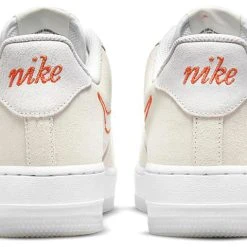 (WMNS) Nike Air Force 1 '07 SE 'First Use' DA8302-101 10 (WMNS) Nike Air Force 1 '07 SE 'First Use' DA8302-101 -Nike Shop 4 ba3f5e65 40c6 4344 bf0a 00d9bc4e7d51