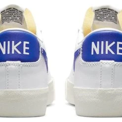 Nike Blazer Low '77 Vintage 'White Hyper Royal' DA6364-103 -Nike Shop 4 c7ae5dd7 acaa 4fd7 8b63 be12061dbec1