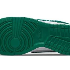(WMNS) Nike Dunk Low 'Green Paisley' DH4401-102 -Nike Shop 5 201c24ed 64a1 4794 94d4 ca2af4915eac